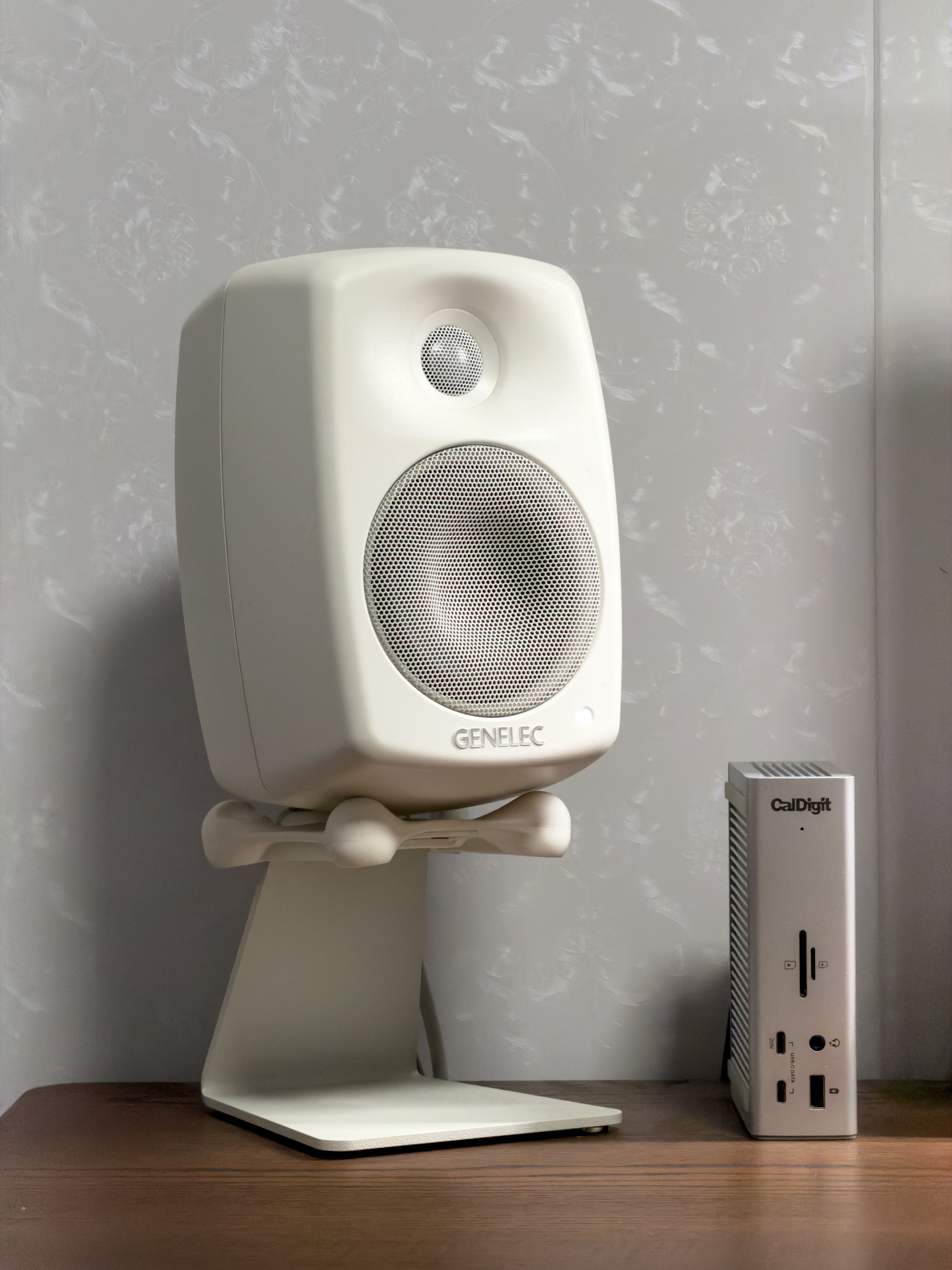 Genelec G Two
